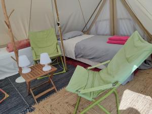 B&B / Chambres d'hotes LES JARDINS CELESTES : photos des chambres