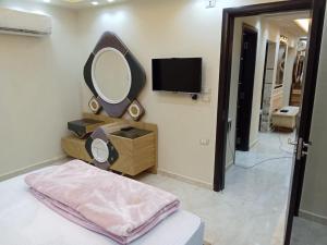 شقة جديدة سوبر لوكس جامعة الدول المهندسين Egyptian Nile Cairo royal furnished apartment in muhandessin