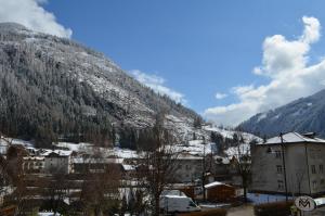 Camera Superior Matrimoniale/Doppia con Letti Singoli con Vista Montagna