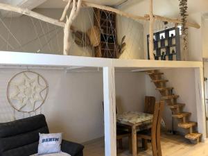 Kembali mini loft