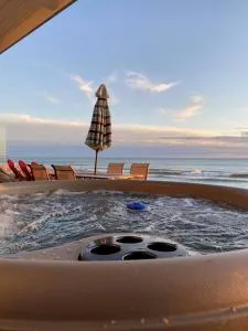 ON THE SAND!! Private Beach! OCEAN FRONT HOT TUB!! - كابيسترانو بيتش