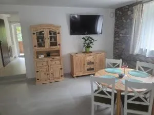 Izerskie Cztery Pory Roku - 斯姆尔克山麓新城