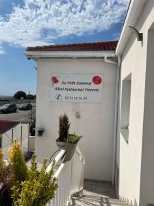 Hotels Au Petit Bonheur : photos des chambres