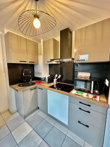 Magnificent apart Paris Bagnolet 402 with view