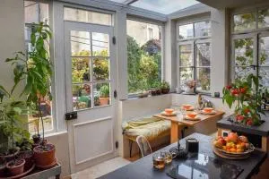 Havre de paix au coeur de la vieille ville - Rudina