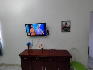 Seu Apto na Praia da Costa Centro 4 Simples e Barato Todo Seu 2Q Completo Ar Cond Fogão Geladeira Excel Localização - 维拉维尔哈