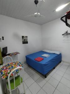 Seu Apto na Praia da Costa 6 com 1 Cama Casal e Opcional Pequena Cama Solteiro Simples e Barato Excelente Local Ar Cond TV Microondas Internet Rápida Todo seu no Centro Consulte