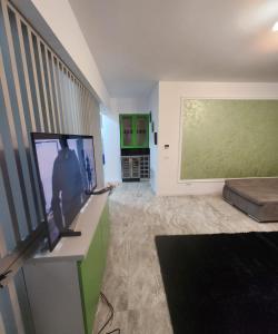 Moon Reflexes Apartment