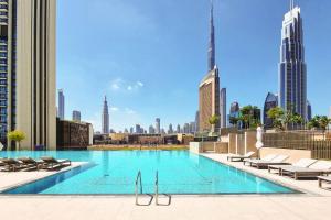 Meerak Homes - Burj Khalifa and Fountain view Downtown Elegant 2 bed apartment , Free Wifi, Parking, Gym and Pool