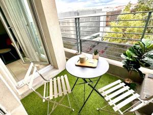 Lumineux T1 : balcon, TV sat&VOD, proche Part-Dieu & Université