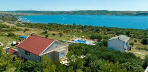 Family-friendly apartments with swimming pool Rtina - Stosici, Zadar - 21450