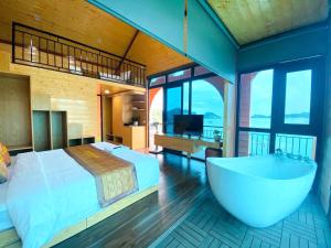 Le Pont Bungalow Cat Ba