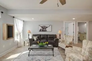 Farm Stay with Highland Cattle & Hot Tub - 伊丽莎白镇