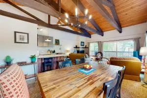 High Sierra Hideaway - Carnelian Heights