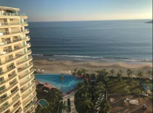 Bay View Grand Marina- 3 bedrooms with jacuzzi-602S