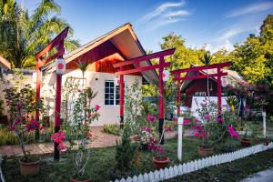 Timba Garden FREE TOWN AND JETTY TRANSPORT