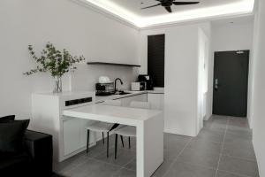 Langkawi Homestay at Simfoni Beliza Apartment by Chien