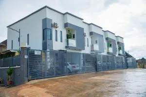 OVEAN LUXURY HOMES AWKA - Awka