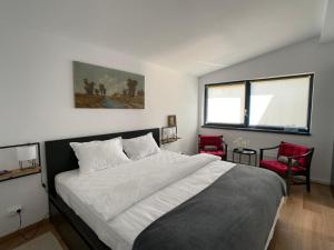 Nest in Gărâna - Cardinal House