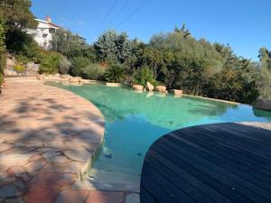 La chambre dAphrodite avec jacuzzi vue mer