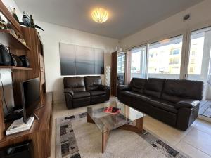 C028-Nice apartment with terrace - close to the beach