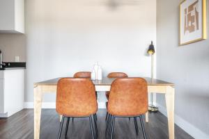 Foster City 2BR w Gym Pool WD nr highways SFO-585