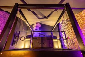 Cherie cherry - romantic and BDSM house