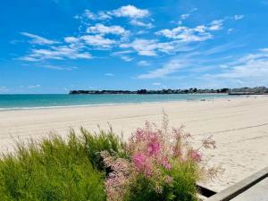 Appartements Vue Mer La Baule : Le Castel d-Armor : photos des chambres