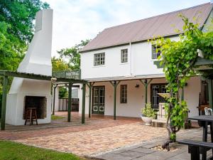Belvidere Manor Lagoonside Cottages