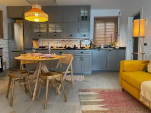 Penthouse in Historic Sitges -Big Terrace & Private Solarium