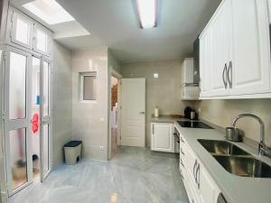 Bonita casa céntrica con piscina & parking