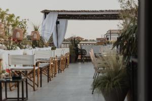 The Vista Rooms & Terrace