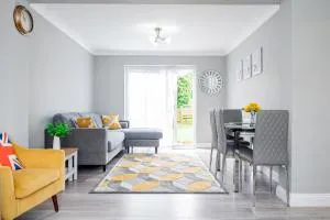 Stunning Place, close to Windsor & Heathrow & Private Parking - Taplow