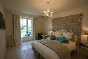 Hotels Chateau Les Oliviers de Salettes : photos des chambres