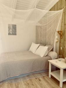 Chaleureux studio entre campagne et océan