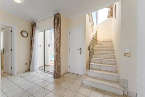 Flamingo Suites Boutique Hotel