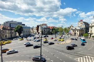 Modern Elegance in the Heart of the City - Romana Square Apartments