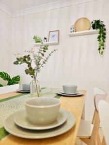 Cosy 3BR House, 7 mins drive to Macquarie Centre, 5 stars on AirB&B