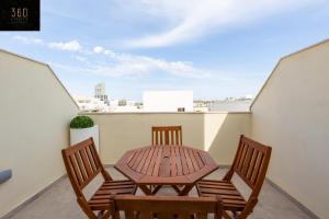 Stylish, comfortable 2BR with WIFI & PRVT Balcony by 360 Estates