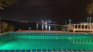 เรือนตะวัน เกาะล้าน RueanTawan Kohlarn
