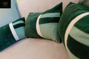 Stylish, comfortable 2BR with WIFI & PRVT Balcony by 360 Estates