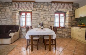 Lovely Apartment In Porec With Wifi