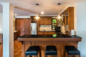 Pool villa at Nakatani Village by Lofty