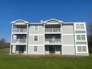 Acadia Village Resort - Franklin