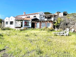 Casa rural con vistas al mar y terraza con barbacoa en Isora, Isora