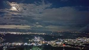 GREEN APARTMENT "El Jardín"