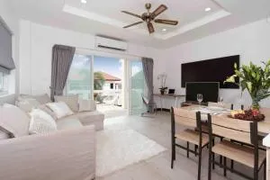 1 bedroom apartment in Nai Harn - Ban Saiyuan (1)