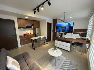 Comodo y lujos monoambiente Equipetrol NanoTec