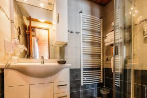 Hotels Hotel Spa L'Equipe : photos des chambres