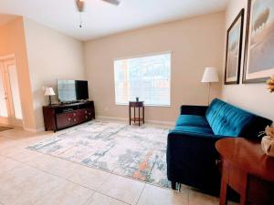 Beautiful 4 beds at Paradise Palms Resort